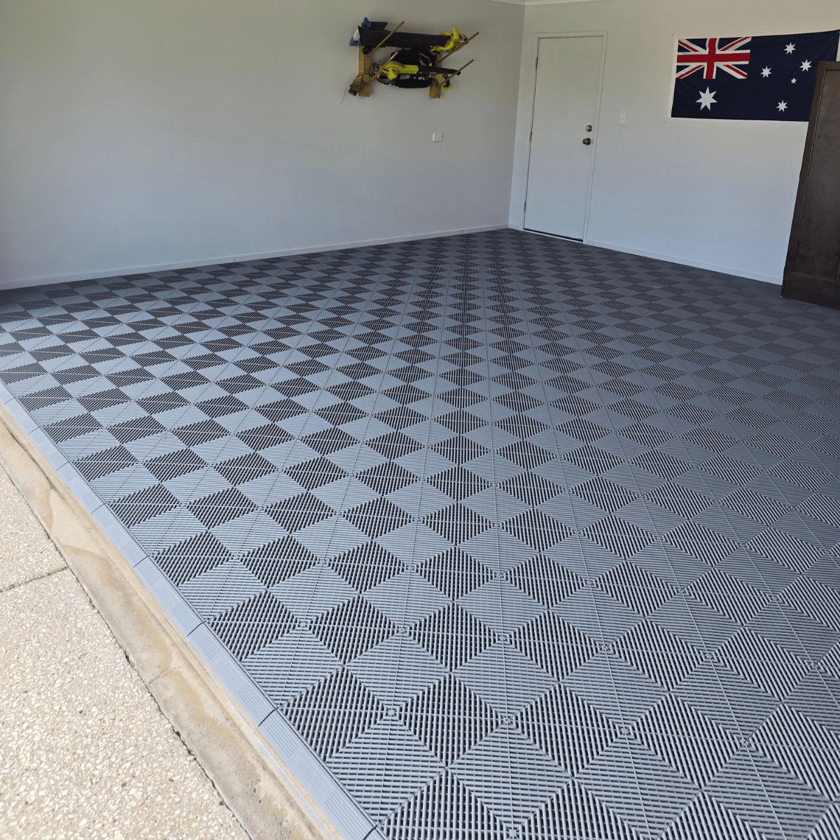 ULTRAGRID Garage Floor Tile, Silver Grey (16-Pack)