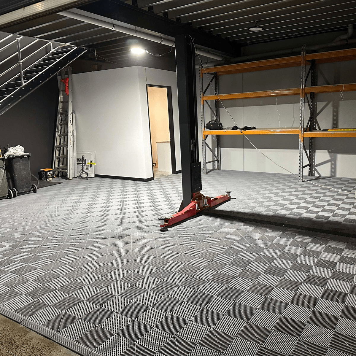 ULTRAGRID Garage Floor Tile, Silver Grey (16-Pack)