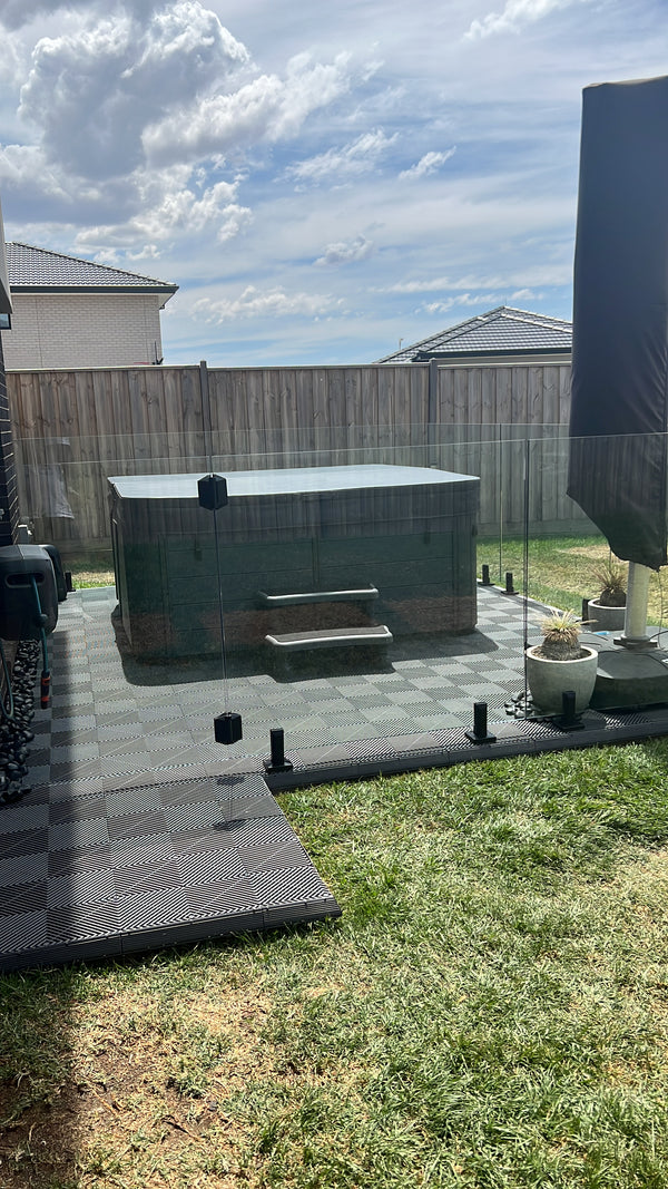 Peter Siebrits garage floor installation