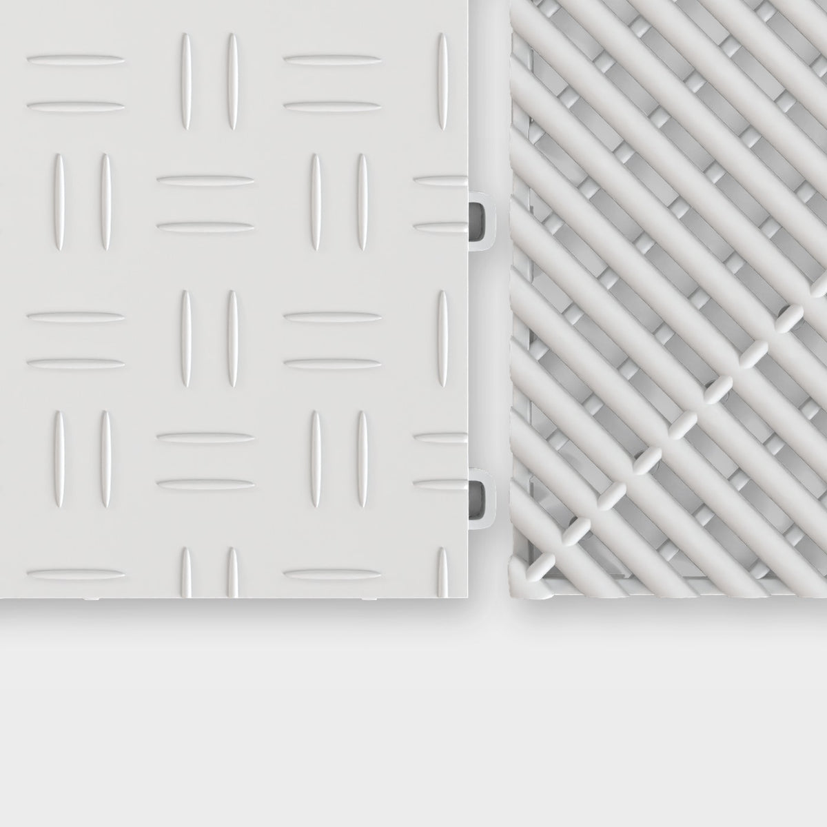 ULTRATUFF tile in Glacier Grey beside an ULTRAGRID tile in Glacier Grey, about to click together