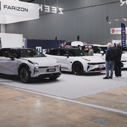 ULTRACORE Garage Floor Tile, Silver Grey (16-Pack)