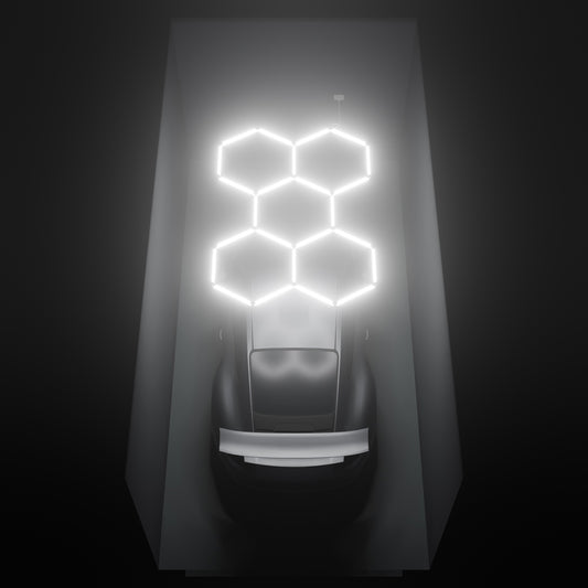 ULTRABEAM Hex Classic 5-Grid B, 2.4 x 1.7 m, lit on the ceiling of a 3 x 6 m single garage